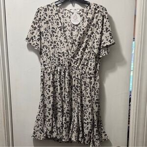 Mittoshop Cream and Black Animal Print Dress